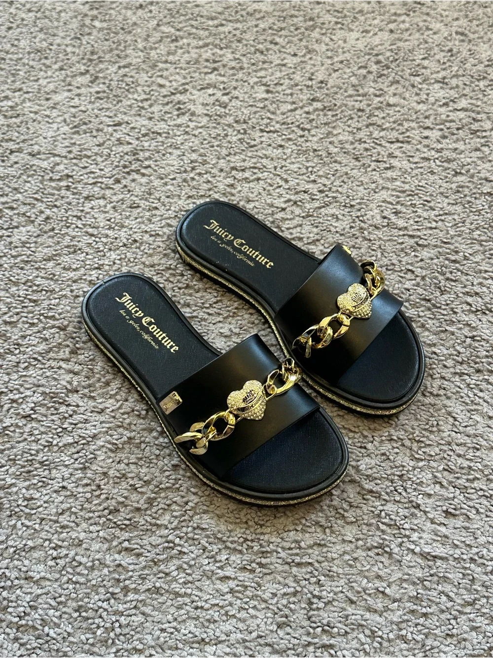 Juicy Couture Black Slide Yizzy Sandals with Gold Chain Accent size 5